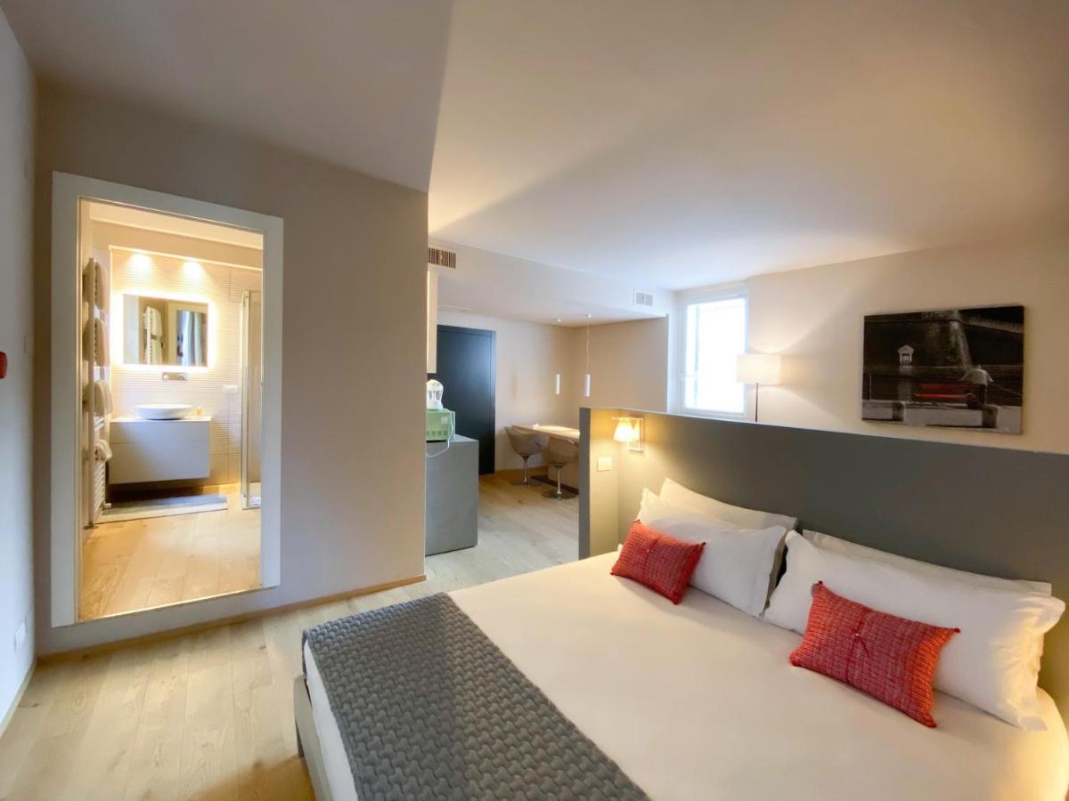 Time To Be - Luxury Apartments Centro Storico Peschiera del Garda Exterior foto