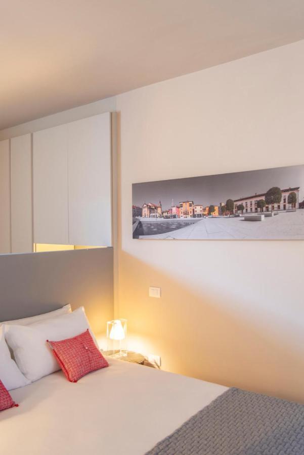 Time To Be - Luxury Apartments Centro Storico Peschiera del Garda Exterior foto